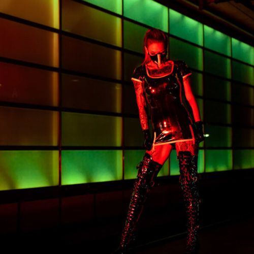 Galeriebild 1 von Schwester Vegas