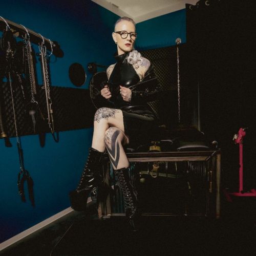 Galeriebild 2 von Natascha Nox