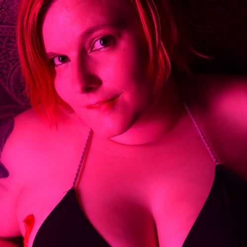 Galeriebild 28 von Ella Bizarr