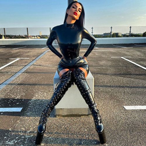 Galeriebild 26 von Goddess Kara