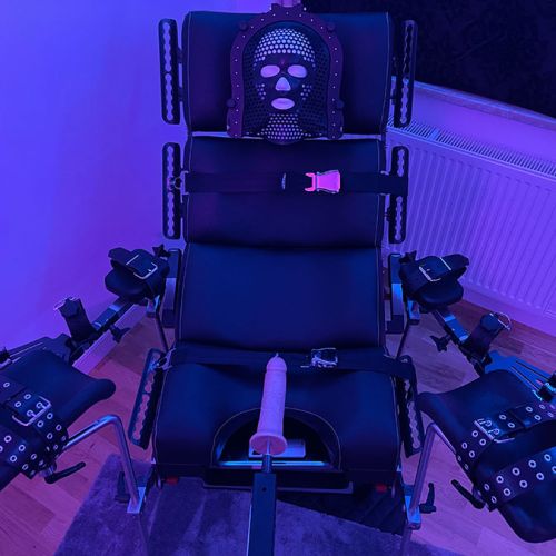 Galeriebild 18 von Miss Lana Poison