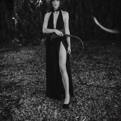 Galeriebild 9 von Mistress Mary Monday