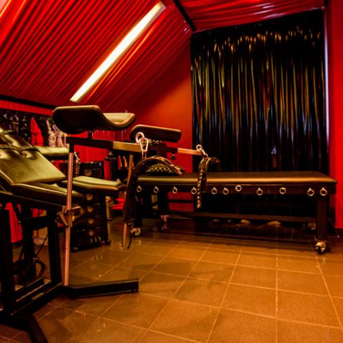 Galeriebild 6 von House Of Bizarre Dreams